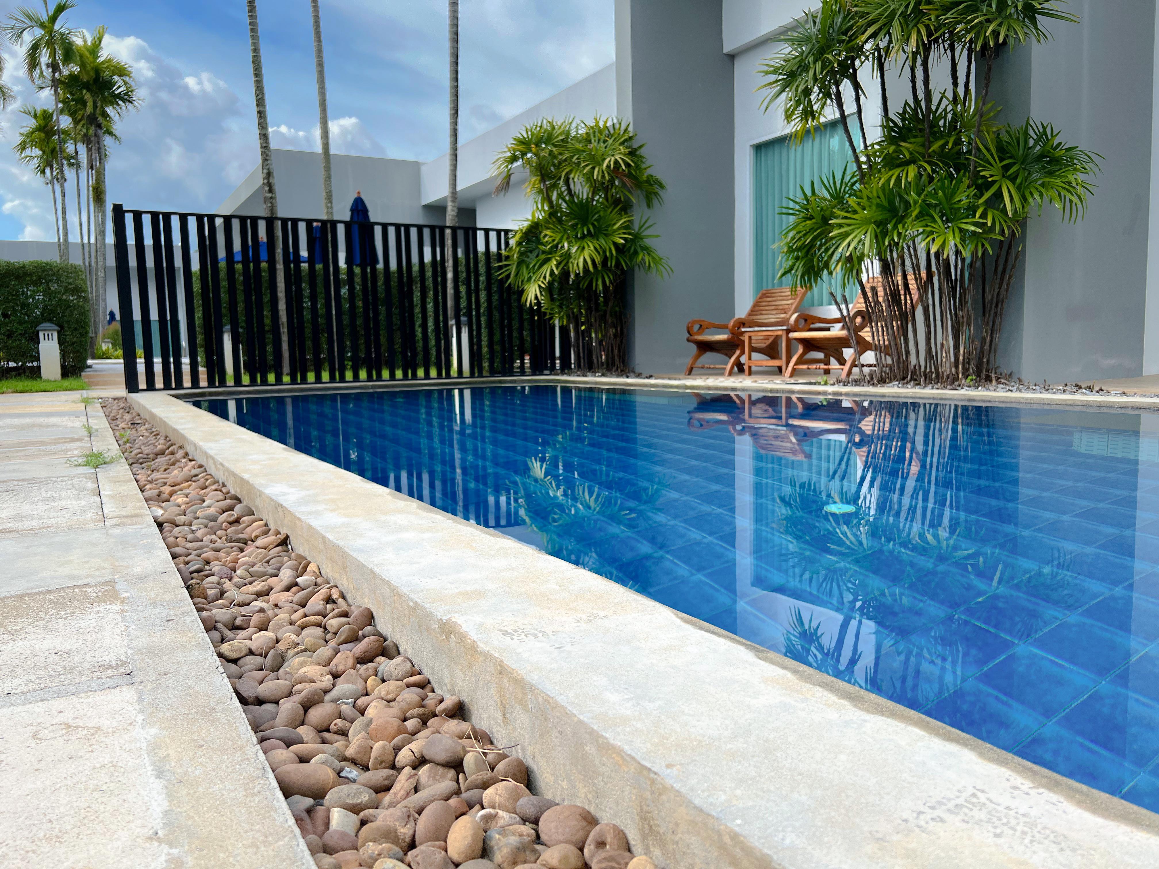 Blu Pine Villa & Pool Access - Sha Plus Bãi biển Kata Ngoại thất bức ảnh